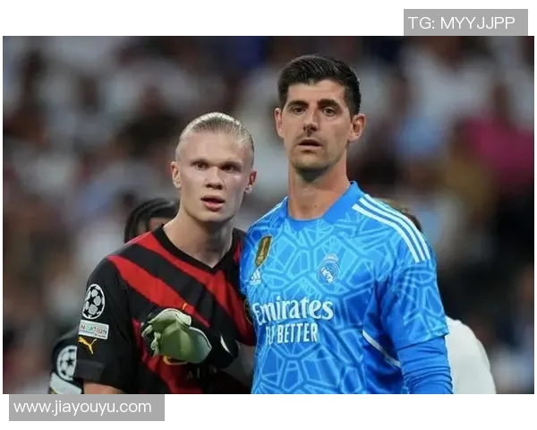 卡素尔与奥咸的精彩对决揭示足球战术与团队合作的完美结合