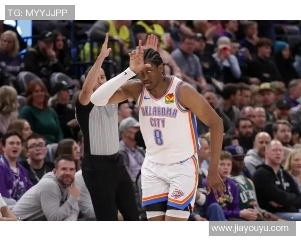 杰伦威廉姆斯的崛起之路：从大学篮球到NBA明星的成长历程